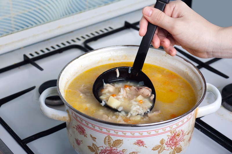 Чтобы желудок не ленился! Пятерка лучших супов для нашей пищеварительной системы: будет работать как часы