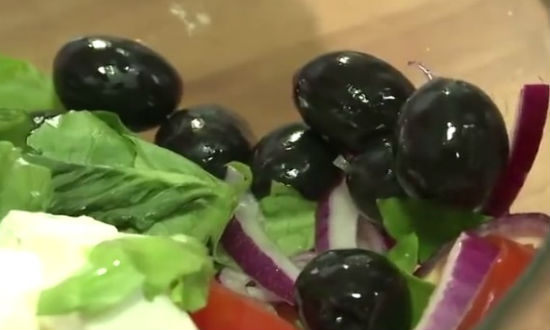 Греческий салат. Классический рецепт простого и вкусного салата с брынзой