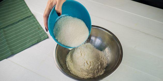 Как приготовить ароматный пирог с грушами, корицей и цедрой апельсина