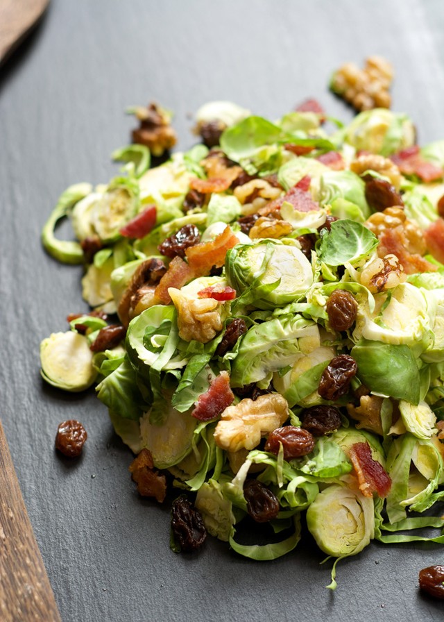 Мы собрали 12 вкуснейших салатов, которые стоит сделать этим летом. Да и следующим тоже