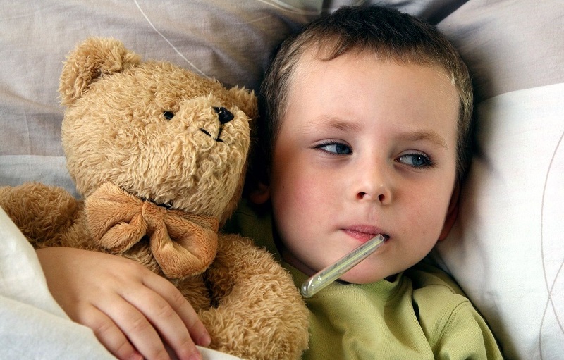 Не совершай эту ошибку при лечении кашля у ребенка! Доктор Комаровский настоятельно рекомендует.