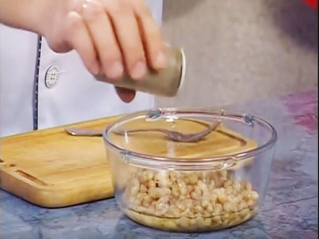 Салаты с консервированным тунцом и фасолью, вкусные лёгкие рецепты