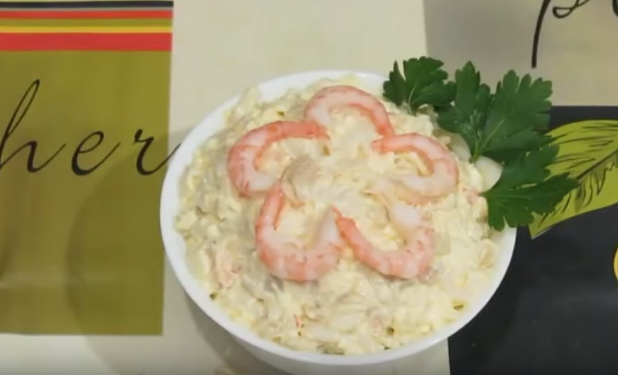 Самый вкусный салат с креветками. 7 очень вкусных и простых рецептов