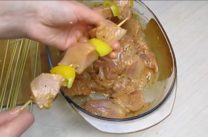 Шашлык из курицы – 9 самых вкусных маринадов для мягкого и сочного мяса