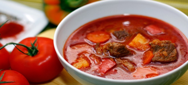 Суп-гуляш — рецепты по-венгерски, по-чешски в хлебе, по-немецки и в мультиварке