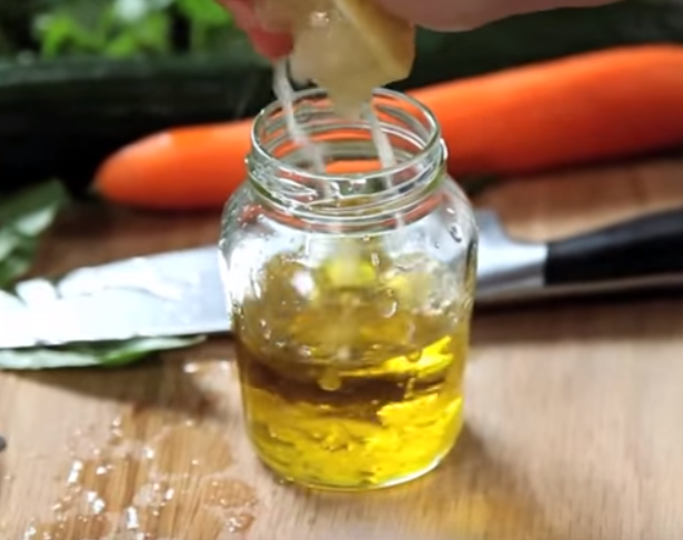 Заправка для греческого салата: ТОП-6 рецептов самых вкусных соусов